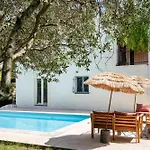 Inti - Piscine, Jardin Prive & Barbecue *