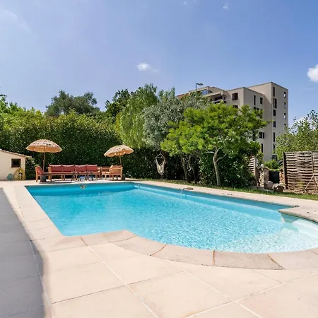 Belle De Charme Avec Piscine Antibes