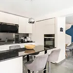 Inti - Piscine, Jardin Prive & Barbecue * Antibes