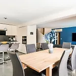 Inti - Piscine, Jardin Prive & Barbecue * Antibes
