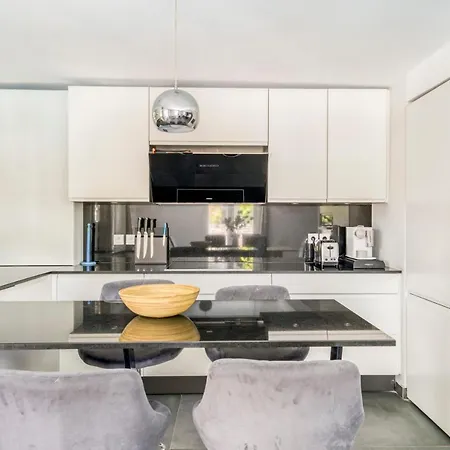 Villa Inti - Piscine, Jardin & Proche Cannes Willa