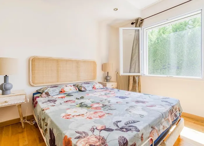 Villa Inti - piscine, jardin, bbq - proche Cannes Villa